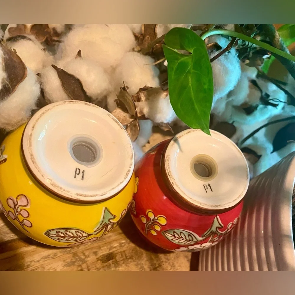 VTG 90s Pier 1 Large Salt & Pepper Shaker Set Ceramic Hand-painted Folk Art